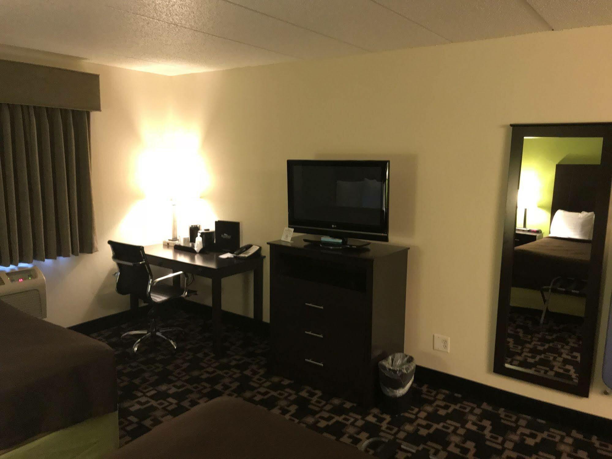 Baymont By Wyndham Bloomington Msp Airport Motel Richfield Exterior photo